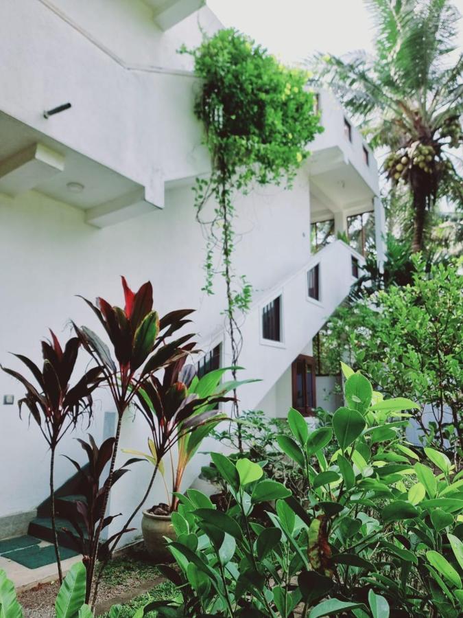 Sandil Surf House Ahangama Exterior foto
