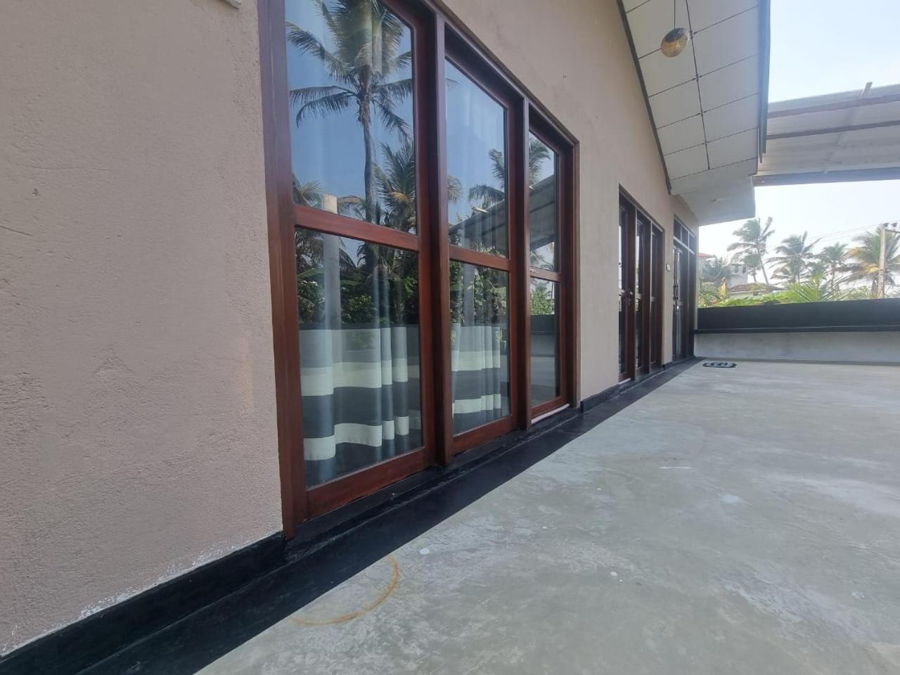 Sandil Surf House Ahangama Exterior foto